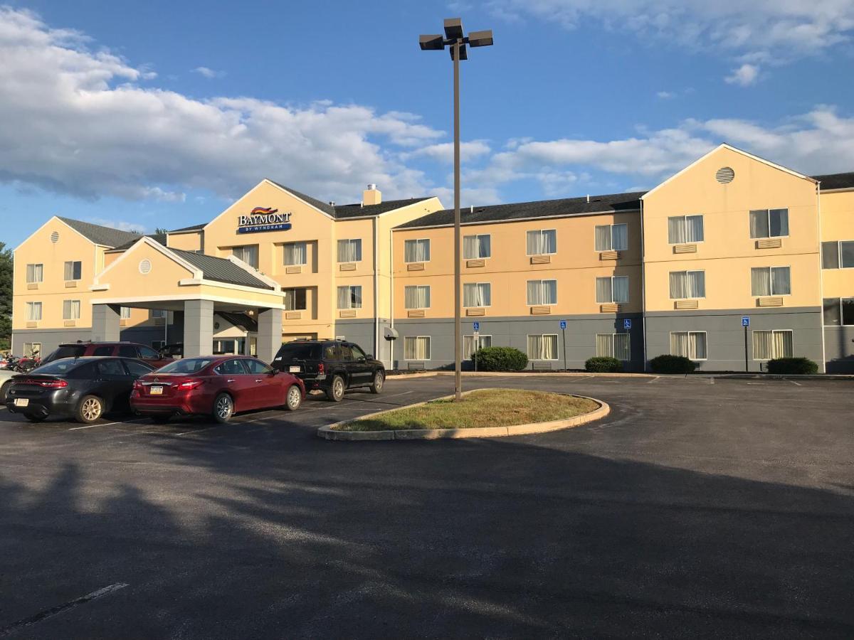Baymont By Wyndham Chambersburg Hotel Eksteriør billede