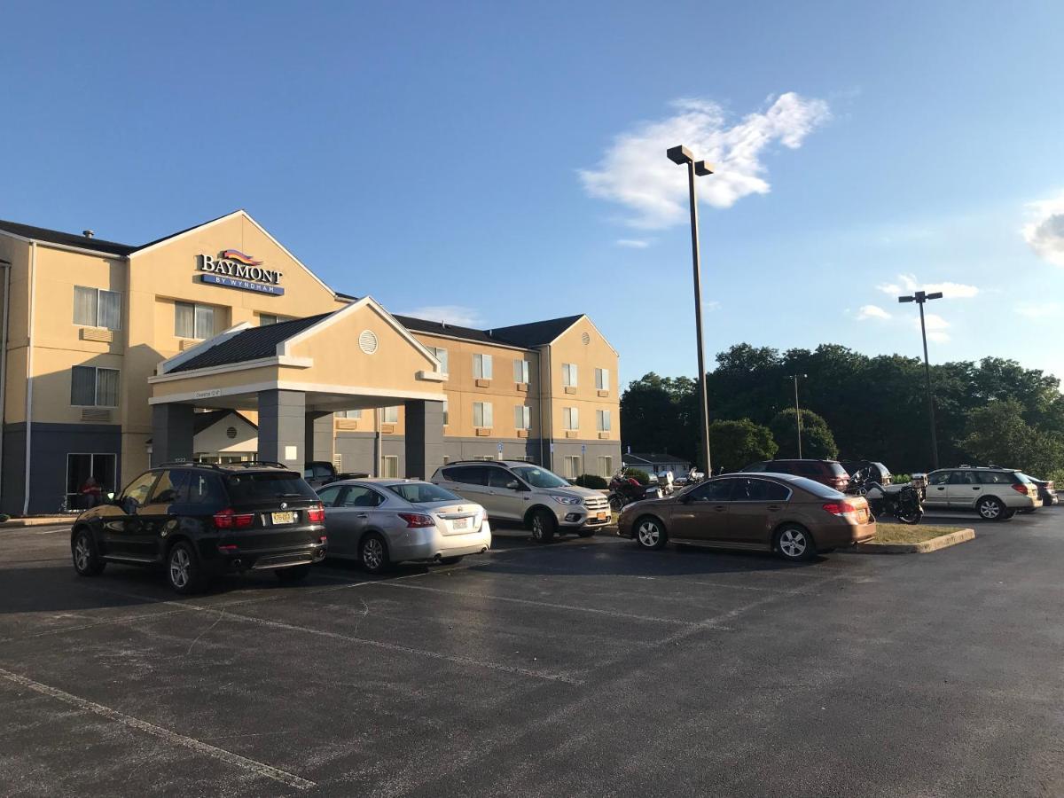 Baymont By Wyndham Chambersburg Hotel Eksteriør billede
