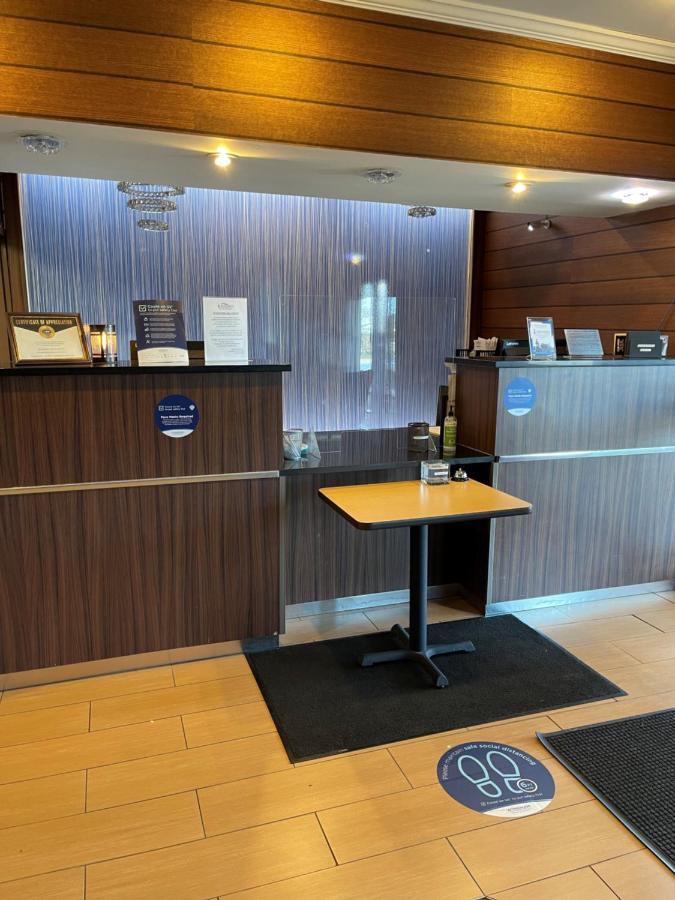 Baymont By Wyndham Chambersburg Hotel Eksteriør billede