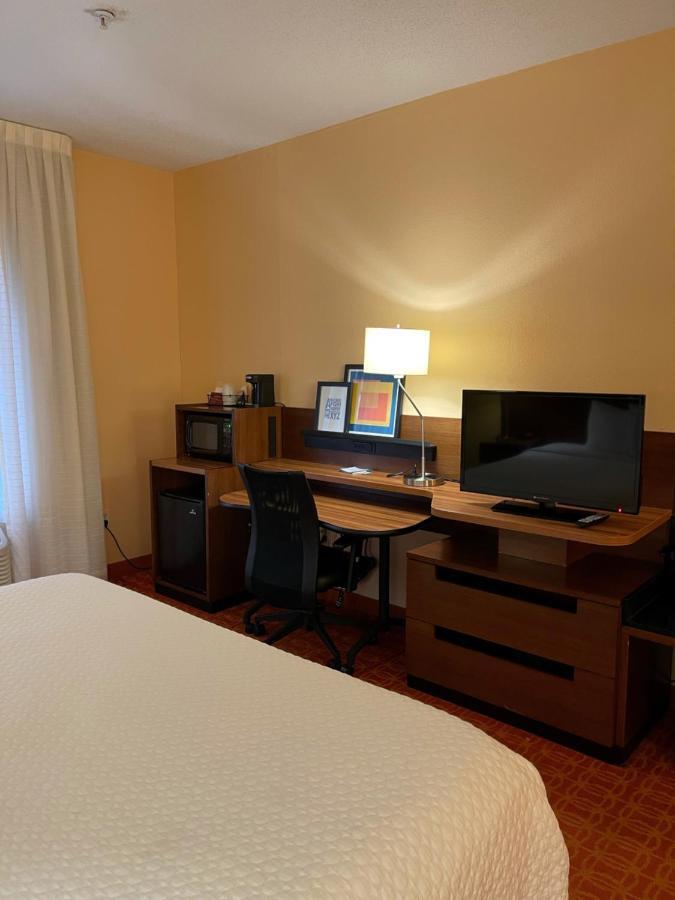 Baymont By Wyndham Chambersburg Hotel Eksteriør billede