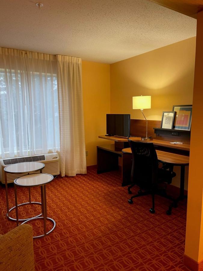 Baymont By Wyndham Chambersburg Hotel Eksteriør billede