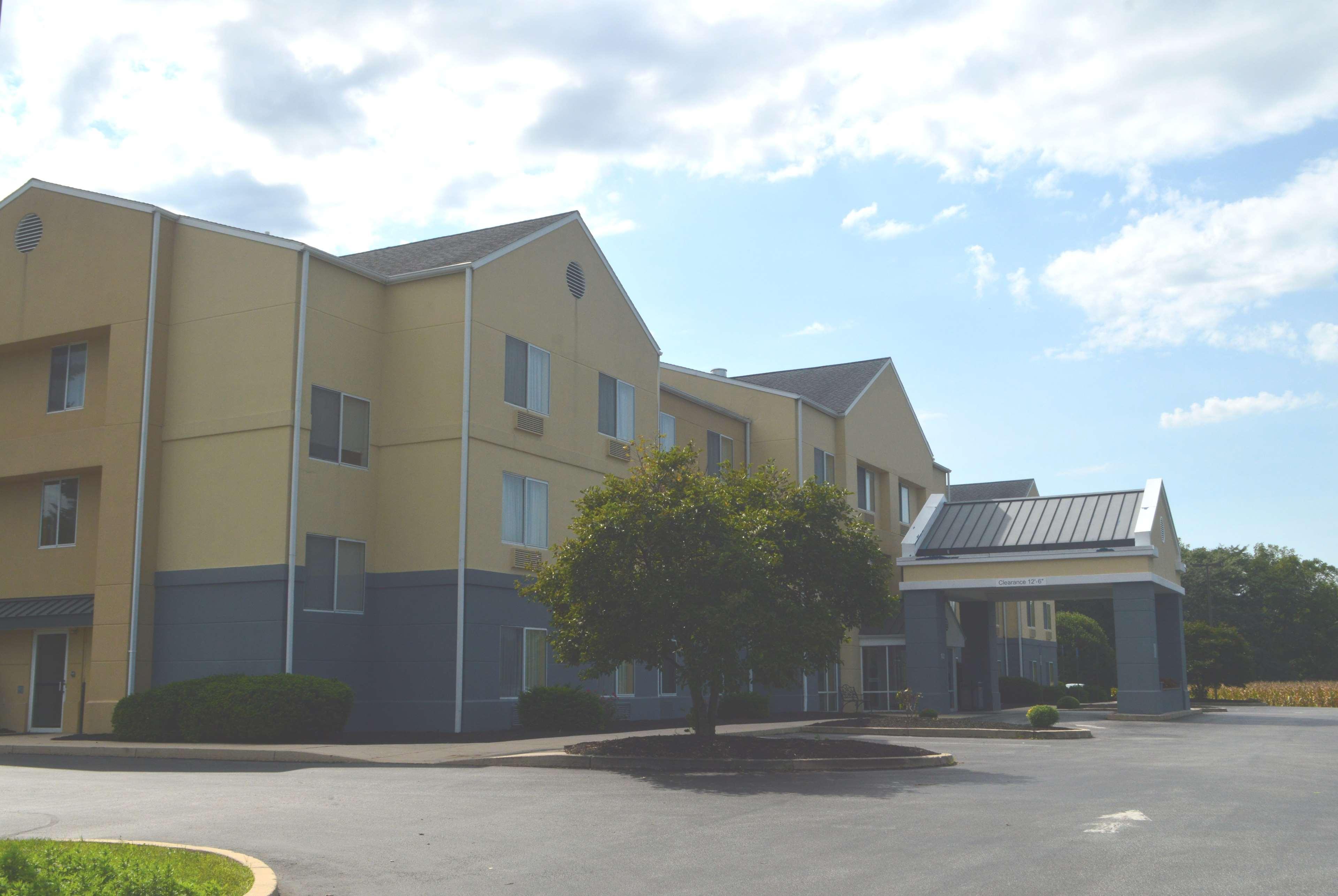 Baymont By Wyndham Chambersburg Hotel Eksteriør billede