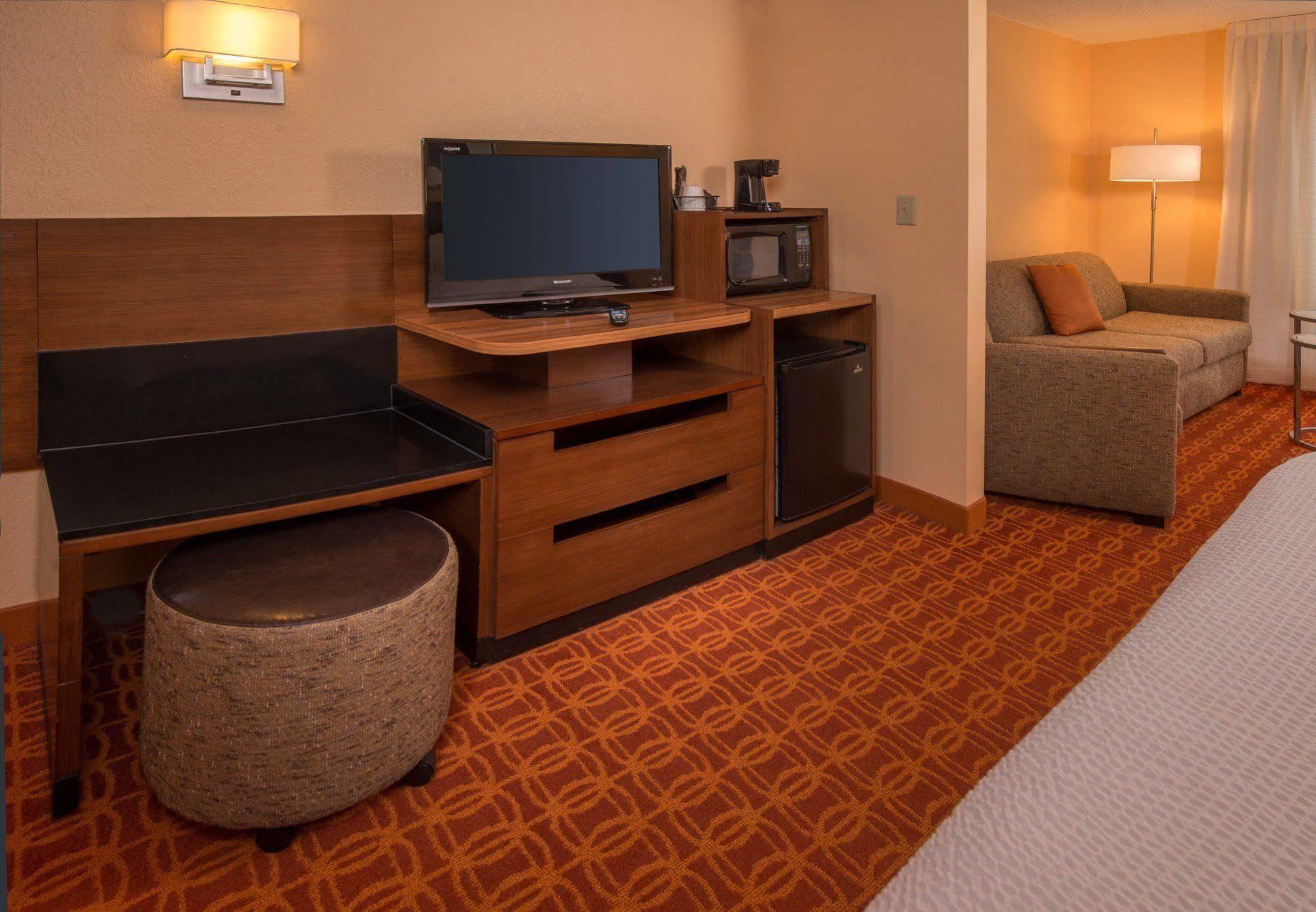 Baymont By Wyndham Chambersburg Hotel Eksteriør billede
